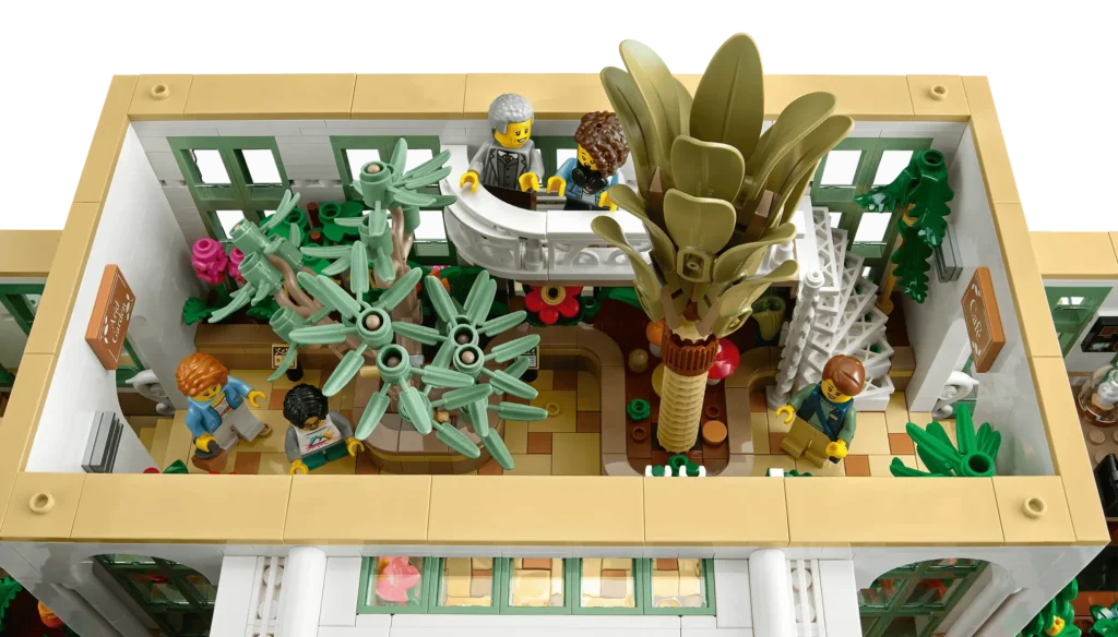 LEGO Ideas 21353 «Ботанический сад» со снятой крышей