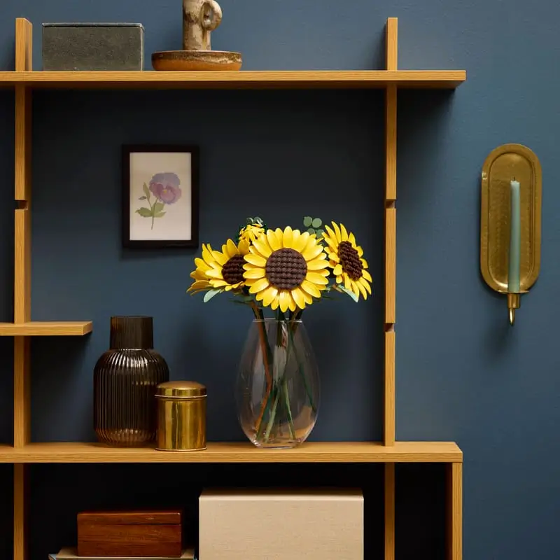 LEGO Sunflower Bouquet 11502 Interior