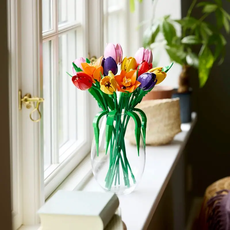 LEGO Tulip Bouquet 11501 Interior